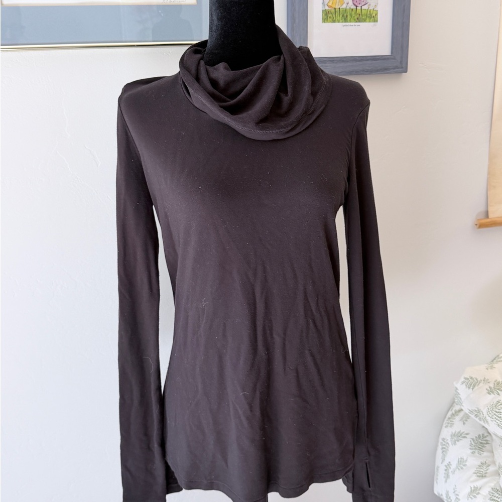 Two small CAbi Turtlenecks